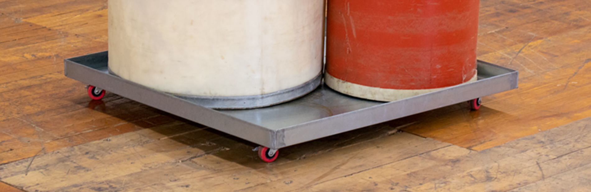Rolling Drip Pan with Casters
